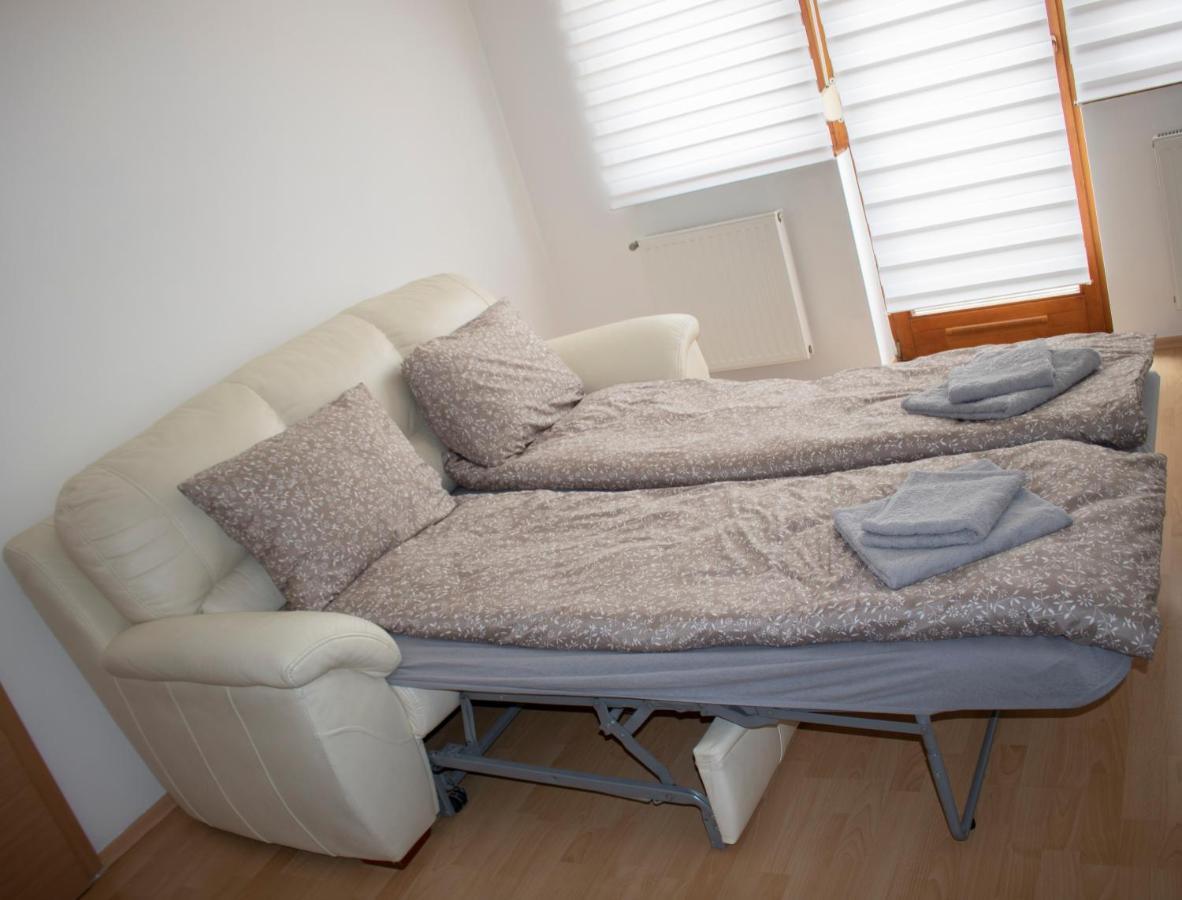 Csalogany Apartman Apartment Szekszard Exterior photo